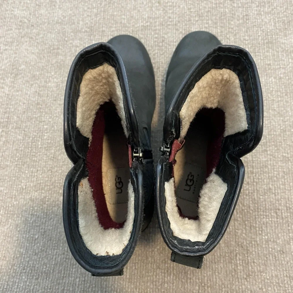 UGG Boots Womens Size 10 Black‎ Leather Shearling Mid Calf Waterproof Zip Buckle